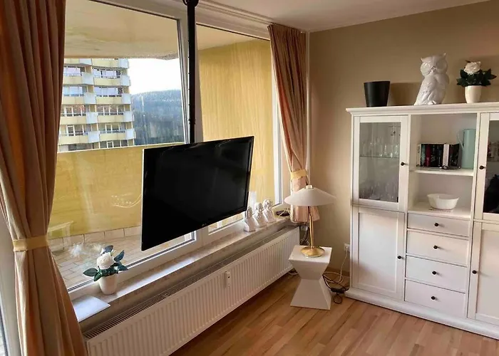 Moderne Ferienwohnung Mit Wlan+Schwimmbad+Sauna